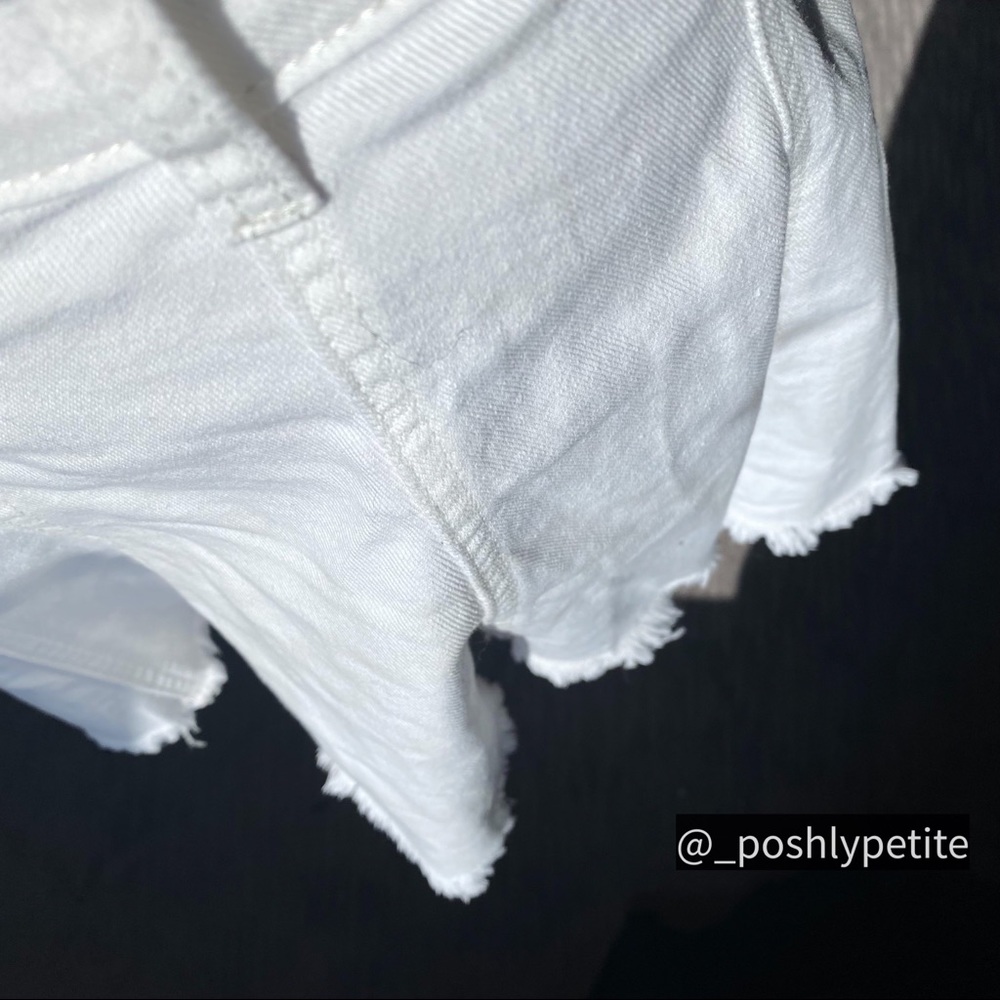 White denim raw cut hem mini skirt - Picture 9 of 16